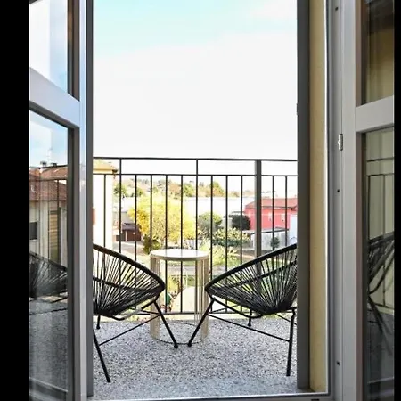 Апартаменты Residence Lora,Suite Diamond 3, Free Private Parking Комо
