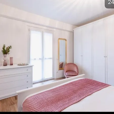 Lora Como Residence, Suite Diamond 3, Free Private Parking, Self Check In Como