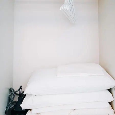 Appartement Lora Diamond Suite 3, Free Private Parking, Self Check In Como